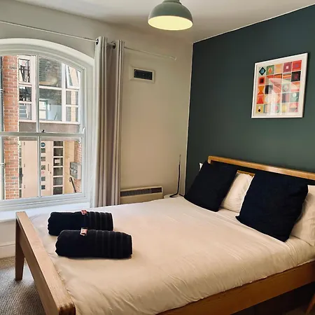 Apartament Riverside York